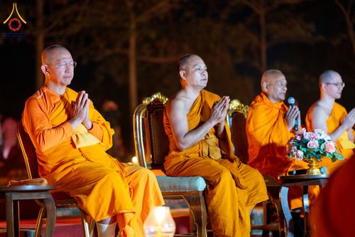 ภาพ No.210536:วันเสาร์ที่ 8 มีนาคม พ.ศ. 2568 พิธีจุดประทีป โครงการบรรพชาสามเณรชาวเนปาล 500 รูป ณ ชาตสถานอุทยานลุมพินีวัน ที่ประสูติขององค์สมเด็จพระสัมมาสัมพุทธเจ้า ลุมพินี ประเทศเนปาล