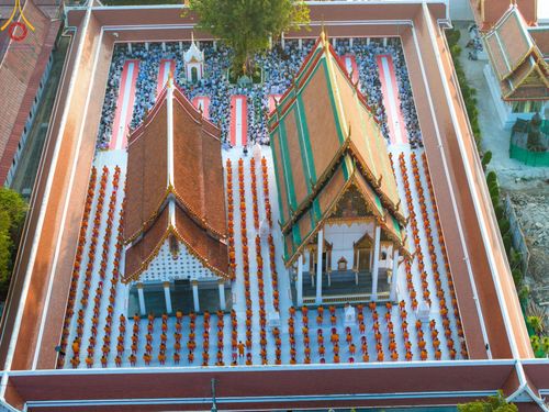 ภาพ No.112756:พิธีตักบาตรพระธรรมยาตราฯ ณ วัดสองพี่น้อง จ.สุพรรณบุรี วันที่ 15 มกราคม พ.ศ. 2567