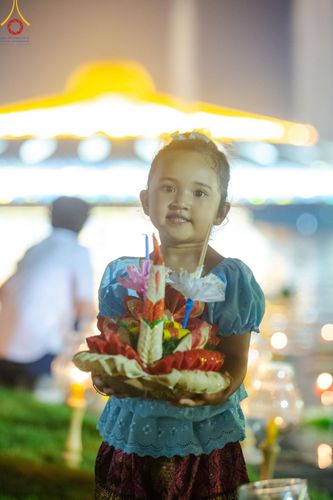 ภาพ No.170353:พิธีลอยกระทงธรรม ณ สระเศรษฐีทะเลบุญ มหาวิหารพระมงคลเทพมุนีฯ วัดพระธรรมกาย วันศุกร์ที่ 15 พฤศจิกายน พ.ศ.2567 (วันเพ็ญ 15 ค่ำ เดือน 12)