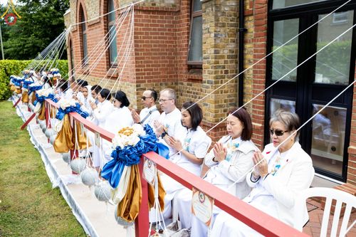 ภาพ No.142629:พิธีพัทธสีมา ประดิษฐานลูกนิมิตมหาสมบัติ สถาปนาอุโบสถวัดพระธรรมกายลอนดอน บูชาธรรม 80 ปี หลวงพ่อธัมมชโย วันเสาร์ที่ 22 มิถุนายน พ.ศ. 2567