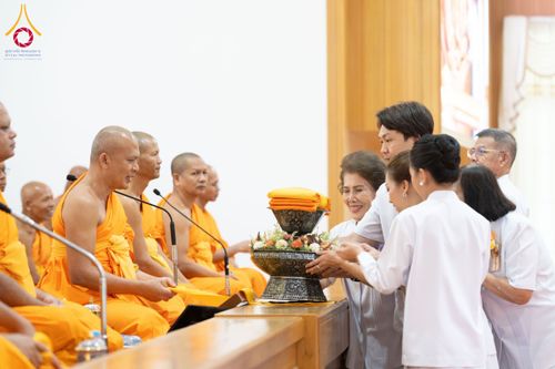 ภาพ No.164426:กฐินครบรอบ 11 ปี สถาปนาหมู่บ้านบรรลุธรรม ศูนย์ปฏิบัติธรรมนครราชสีมา วันอาทิตย์ที่ 20 ตุลาคม พ.ศ. 2567