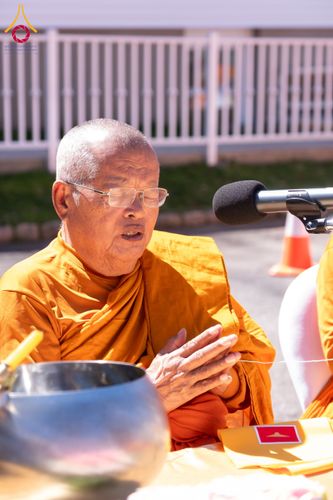 ภาพ No.62433:คณะศิษยานุศิษย์รวมใจสถาปนาและสมโภช ธรรมจักร เพื่ออัญเชิญประดิษฐาน ณ ยอดอุโบสถ 80 ปี หลวงพ่อธัมมชโย วัดพระธรรมกายนิวเจอร์ซี ประเทศสหรัฐอเมริกา  วันอาทิตย์ที่ 7 เมษายน พ.ศ. 2567