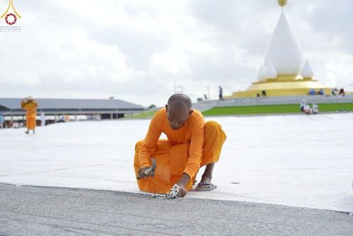 ภาพ No.211197:วันเสาร์ที่ 15 มีนาคม พ.ศ. 2568  การเตรียมงานของเจ้าหน้าที่ เพื่องานฉลองปทุมเจดีย์ ณ ศูนย์อบรมเยาวชนปัตตานี