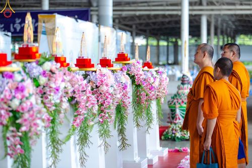 ภาพ No.146837:การต้อนรับพระสังฆาธิการ 2,000 กว่าวัดทั่วประเทศ และพิธีบูชาข้าวพระ เนื่องในวันสมาธิโลก วันอาทิตย์ที่ 4 สิงหาคม พ.ศ. 2567 ณ สภาธรรมกายสากล วัดพระธรรมกาย