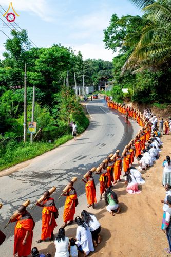 ภาพ No.226305:วันที่ 7-10 พฤษภาคม พ.ศ. 2568 โครงการเดินธรรมยาตรา สยาม-ลังกา ธรรมยาตรา ฉลองเทศกาลวิสาขบูชาแห่งชาติ ศรีลังกา บูชาธรรม 81 ปี หลวงพ่อธัมมชโย เมืองนูวราอิลิยา ประเทศศรีลังกา