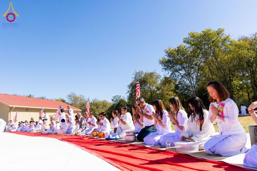 ภาพ No.168215:พิธีทอดกฐินสามัคคี ประจำปี 2567 สร้างอาคารแก้วธรรมชัยรัตนอนันต์ บูชาธรรม 80 ปี หลวงพ่อธัมมชโย ณ วัดพระธรรมกายเทนเนสซี สหรัฐอเมริกา วันอาทิตย์ที่ 20 ตุลาคม พ.ศ. 2567