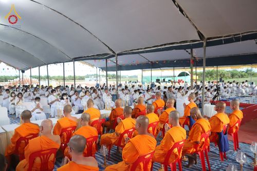 ภาพ No.76248:พิธีกลั่นแผ่นดินสร้างมหาเจดีย์ปัตตานี , พิธีตักบาตรแด่พระภิกษุสงฆ์ 159 รูป ,  พิธีทอดผ้าป่า , พิธีโปรยรัตนชาติ ,  พิธีจุดประทีปถวายเป็นพุทธบูชา ณ ศูนย์อบรมเยาวชนปัตตานี จ.ปัตตานี วันอาทิตย์ที่ 5 กุมภาพันธ์ พ.ศ.2566