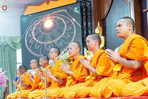 ภาพ No.199315:พิธีทอดผ้าป่าทำนุบำรุงศาสนสถาน ณ วัดลำพญา ตำบลลำพญา อำเภอบางเลน จังหวัดนครปฐม ในโครงการธรรมยาตรา กตัญญูบูชา มหาปูชนียาจารย์ พระมงคลเทพมุนี(สด จนฺทสโร) พระผู้ปราบมาร อนุสรณ์สถาน 7 แห่ง ปีที่ 13 วันที่ 21 มกราคม พ.ศ. 2568