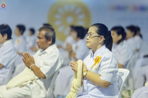 ภาพ No.244460:วันที่ 7 กันยายน พ.ศ. 2568 พิธีฉลองชัยสวดมนต์บทธัมมจักกัปปวัตตนสูตร 7,681,108,108 จบ ณ มหารัตนวิหารคด วัดพระธรรมกาย