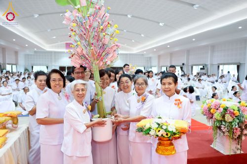 ภาพ No.255087:วันที่ 15 ตุลาคม พ.ศ. 2568 พิธีทอดกฐินสามัคคีประจำปี 2568 บูชาธรรม 81 ปี หลวงพ่อธัมมชโย ณ ศูนย์อบรมเยาวชนกาญจนบุรี