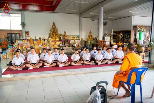 ภาพ No.305070:วันที่ 28 มกราคม พ.ศ. 2569 พิธีทอดผ้าป่าทำนุบำรุงศาสนสถาน ณ วัดเกิดการอุดม อ.คลองหลวง จ.ปทุมธานี ในโครงการธรรมยาตรา กตัญญูบูชา มหาปูชนียาจารย์ พระมงคลเทพมุนี(สด จนฺทสโร) พระผู้ปราบมาร อนุสรณ์สถาน 7 แห่ง ปีที่ 14