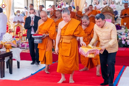 ภาพ No.79523:พิธีเททองหล่อพระประธาน ประจำอุโบสถวัดสายสุวพรรณ ณ มณฑลพิธีฯ ธรรมอุทยาน สัตตมหาสถาน หน้าอุโบสถวัดสายสุวพรรณ ต.คลองสี่ อ.คลองหลวง จ.ปทุมธานี วันเสาร์ที่ 1 เมษายน พ.ศ. 2566