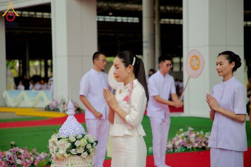 ภาพ No.316604:วันอาทิตย์ที่ 29 มีนาคม พ.ศ. 2569 พิธีทอดผ้าบังสุกุลและพิธีชำระร่าง โยมพ่อณรงค์ จินตมากุล  สิริอายุ 99 ปี 11 เดือน โยมบิดา พระครูปลัดรัตนวีรวัฒน์ (รังสฤษดิ์ อิทฺธิจินตโก) ที่ปรึกษาเจ้าคณะจังหวัดปทุมธานี เจ้าอาวาสวัดพระธรรมกาย  ณ ฌาปนสถานชั่วคราว ทางเข้า 