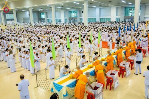 ภาพ No.308602:วันที่ 1 กุมภาพันธ์ พ.ศ. 2569 สัมมนาพิเศษ พิธีมอบพระราชเหล็ก ณ ห้องแก้วสารพัดนึก1 วัดพระธรรมกาย จ.ปทุมธานี