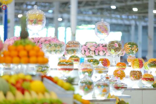 ภาพ No.81558:พิธีตักบาตร ข้าวสารอาหารแห้ง และพิธีบูชาข้าวพระ ณ สภาธรรมกายสากล วัดพระธรรมกาย วันเสาร์ที่ 3 มิถุนายน 2566