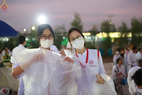 ภาพ No.119527:V.18 ทันทีม การเตรียมงาน เก็บงาน การรับบุญของเจ้าหน้าที่หน่วยงานต่างๆ เพื่อโครงการธรรมยาตรา กตัญญูบูชามหาปูชนียาจารย์ พระมงคลเทพมุนี (สด จนฺทสโร) พระผู้ปราบมาร อนุสรณ์สถาน 7 แห่ง ปีที่ 12 ระหว่างวันที่ 2 - 31 มกราคม พ.ศ.2567