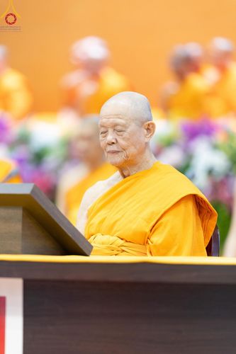 ภาพ No.167842:พิธีทอดกฐิน และ พิธีกรานกฐิน ในวันอาทิตย์ที่ 3 พฤศจิกายน พ.ศ. 2567 ณ วัดพระธรรมกาย จ.ปทุมธานี