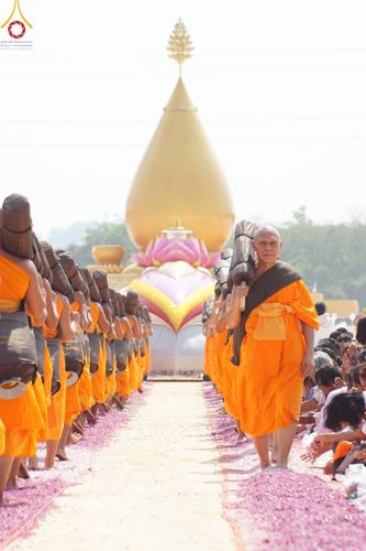 ภาพ No.129143:พระธรรมยาตราเดินธรรมยาตรา ณ ชุมชนรอบศูนย์ปฏิบัติธรรมภาคใต้ อ.บางกล่ำ จ.สงขลา วันที่ 10 มีนาคม พ.ศ. 2567