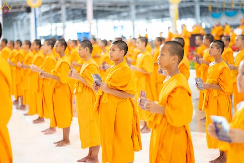 ภาพ No.339042:วันอาทิตย์ที่ 12 กรกฎาคม พ.ศ.2569 พิธีมุทิตาผู้สอบได้เปรียญธรรม ประโยค 1-2 ถึง ป.ธ.9 และ บ.ศ.1-2 ถึง บ.ศ.6 สำนักศาสนศึกษาวัดพระธรรมกาย ประจำปี 2569, พิธีมอบตราตั้งแต่งตั้งอาจารย์ใหญ่ สำนักศาสนศึกษาวัดพระธรรมกาย