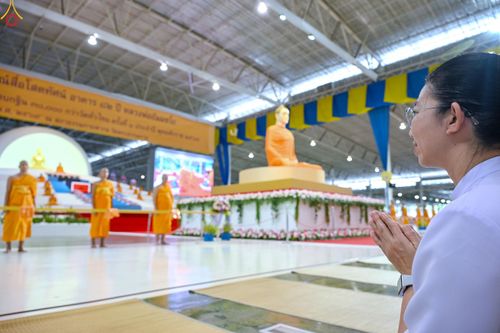 ภาพ No.345706:วันพฤหัสบดีที่ 27 สิงหาคม พ.ศ.2569 พิธีทอดผ้าป่าเพื่อถวายอุปกรณ์สื่อโสตทัศน์ อาคาร 82 ปี หลวงพ่อธัมมชโย พิธีทอดผ้าป่าสมทบกฐินวัดพระธรรมกาย และสมทบกฐิน 30,000 กว่าวัดทั่วไทย ครั้งที่ 1 ประจำปี พุทธศักราช 2569 ณ วัดพระธรรมกาย ปทุมธานี