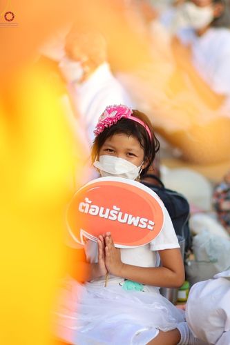 ภาพ No.70772:พิธีต้อนรับพระธรรมยาตรา ในโครงการธรรมยาตรากตัญญูบูชา มหาปูชนียาจารย์ พระมงคลเทพมุนี(สด จนฺทสโร) พระผู้ปราบมาร อนุสรณ์สถาน 7 แห่ง ปีที่ 11 วันที่ 14 มกราคม พ.ศ. 2566 ณ อนุสรณ์สถานลำดับที่ 3 สถานที่เกิดในเพศสมณะ วัดสองพี่น้อง อ.สองพี่น้อง จ.สุพรรณบุรี