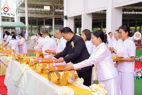 ภาพ No.316578:วันอาทิตย์ที่ 29 มีนาคม พ.ศ. 2569 พิธีทอดผ้าบังสุกุลและพิธีชำระร่าง โยมพ่อณรงค์ จินตมากุล  สิริอายุ 99 ปี 11 เดือน โยมบิดา พระครูปลัดรัตนวีรวัฒน์ (รังสฤษดิ์ อิทฺธิจินตโก) ที่ปรึกษาเจ้าคณะจังหวัดปทุมธานี เจ้าอาวาสวัดพระธรรมกาย  ณ ฌาปนสถานชั่วคราว ทางเข้า 