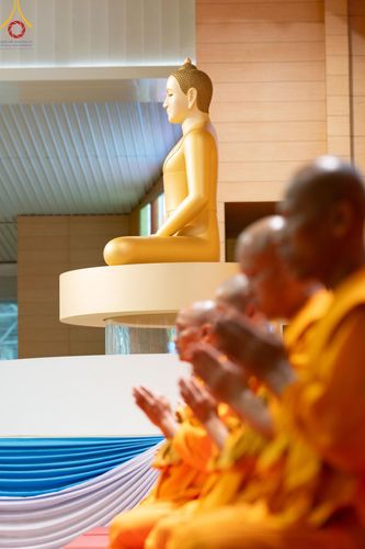 ภาพ No.207418:พิธีตักบาตร และปฏิบัติธรรมช่วงสาย ในวันมาฆบูชา วันพุธที่ 12 กุมภาพันธ์ พ.ศ. 2568 ณ วัดพระธรรมกาย จังหวัดปทุมธานี