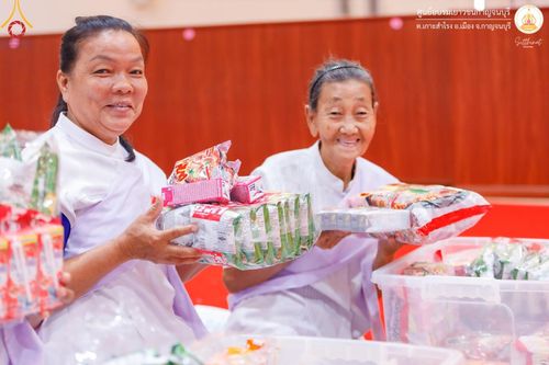 ภาพ No.152263:โครงการอบรมอุบาสก อุบาสิกาแก้ว ตัวแทนทอดกฐิน 30,000 วัด ทั่วไทย ระหว่างวันที่ 6-8 กันยายน พ.ศ. 2567 ณ ศูนย์อบรมเยาวชนกาญจนบุรี