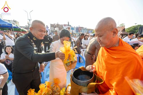 ภาพ No.312890:วันอาทิตย์ที่ 8 มีนาคม พ.ศ.2569 ทำบุญเมืองนครราชสีมา 558 ปี ตักบาตรพระ 10,000 รูป (ภาพชุดที่ 2)