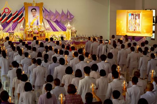 ภาพ No.227268:วันอังคารที่ 3 มิถุนายน พ.ศ. 2568 นายอำเภอคลองหลวง นำพสกนิกรรวมใจภักดิ์ สมเด็จพระนางเจ้าฯ พระบรมราชินี เนื่องในโอกาสวันเฉลิมพระชนมพรรษา ณ อาคารปลูกศรัทธา 2 วัดพระธรรมกาย อ.คลองหลวง จ.ปทุมธานี