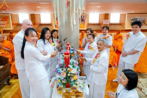 ภาพ No.142757:พิธีพัทธสีมา ประดิษฐานลูกนิมิตมหาสมบัติ สถาปนาอุโบสถวัดพระธรรมกายลอนดอน บูชาธรรม 80 ปี หลวงพ่อธัมมชโย วันเสาร์ที่ 22 มิถุนายน พ.ศ. 2567