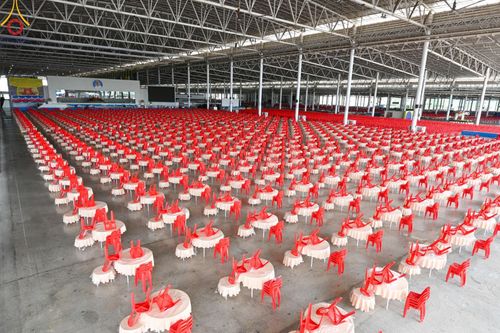 ภาพ No.61527:V.36 ทุ่มเทเพื่อพ่อ 80 ปี ภาพการเตรียมงานของหน่วยงานต่างๆ เพื่อพิธีฉลองอายุวัฒนมงคล 80 ปี หลวงพ่อธัมมชโย และรับถวายมหาสังฆทาน 10,000 กว่าวัดทั่วประเทศ ในวันคุ้มครองโลก จันทร์ที่ 22 เมษายน พ.ศ.2567