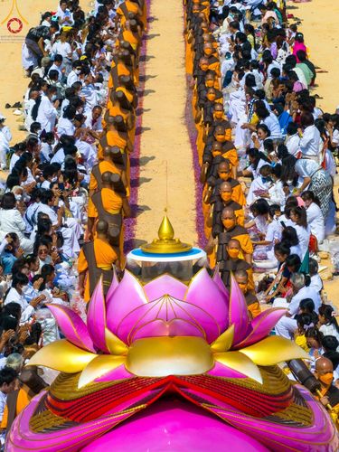 ภาพ No.129188:พระธรรมยาตราเดินธรรมยาตรา ณ ชุมชนรอบศูนย์ปฏิบัติธรรมภาคใต้ อ.บางกล่ำ จ.สงขลา วันที่ 10 มีนาคม พ.ศ. 2567