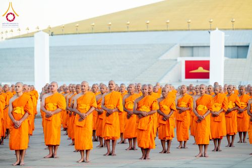 ภาพ No.285317:วันจันทร์ที่ 15 ธันวาคม พ.ศ.2568  บันทึกภาพหมู่ประวัติศาสตร์ โครงการบรรพชาอุปสมบทหมู่  รุ่นบูชาธรรมมหาปูชนียาจารย์ ประจำปี 2568 ณ ลานธรรมมหาธรรมกายเจดีย์ วัดพระธรรมกาย