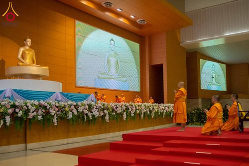 ภาพ No.321575:วันอาทิตย์ที่ 12 เมษายน พ.ศ.2569 กิจกรรมงานบุญวันอาทิตย์ สาธุชนปฏิบัติธรรมร่วมกัน ณ ห้องแก้วสารพัด 1 วัดพระธรรมกาย ปทุมธานี