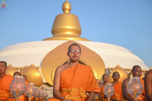 ภาพ No.301988:วันที่ 23 มกราคม พ.ศ. 2569 พิธีจุดประทีปธรรมถวายเป็นพุทธบูชา และบูชาธรรมมหาปูชนียาจารย์  ณ อนุสรณ์สถานลำดับที่ 5 สถานที่เผยแผ่วิชชาธรรมกายครั้งแรก อนุสรณ์สถานบางปลา วัดบางปลา อำเภอบางเลน จังหวัดนครปฐม ในโครงการธรรมยาตรา กตัญญูบูชา มหาปูชนียาจารย์ พระมงคล