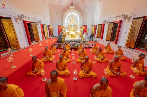 ภาพ No.294089:วันที่ 13 มกราคม พ.ศ. 2569 พิธีจุดประทีปถวายเป็นพุทธบูชา และบูชาธรรมมหาปูชนียาจารย์  (ภาพชุดที่ 2) ณ วัดสองพี่น้อง ต.ต้นตาล อ.สองพี่น้อง จ.สุพรรณบุรี ในโครงการธรรมยาตรา กตัญญูบูชา มหาปูชนียาจารย์ พระมงคลเทพมุนี(สด จนฺทสโร) พระผู้ปราบมาร อนุสรณ์สถาน 7 แห่