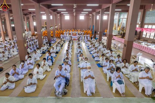 ภาพ No.189879:พิธีทอดผ้าป่าทำนุบำรุงศาสนสถาน ณ วัดอัมพวัน ต.สองพี่น้อง อ.สองพี่น้อง จ.สุพรรณบุรี ในโครงการธรรมยาตรา กตัญญูบูชา มหาปูชนียาจารย์ พระมงคลเทพมุนี(สด จนฺทสโร) พระผู้ปราบมาร อนุสรณ์สถาน 7 แห่ง ปีที่ 13 วันที่ 5 มกราคม พ.ศ. 2568