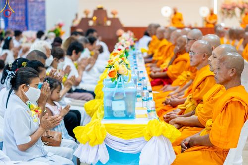 ภาพ No.87088:พิธีทักษิณานุปทานแด่บรรพชนตระกูลผ่องสวัสดิ์ และหมู่ญาติที่ล่วงลับไปแล้ว ณ มหาเจดีย์ทัตตชีโว ศูนย์อบรมเยาวชนกาญจนบุรี วันที่ 31 สิงหาคม พ.ศ. 2566