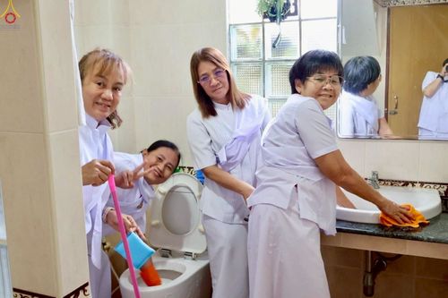 ภาพ No.247561:วันที่ 19-21 กันยายน พ.ศ. 2568 โครงการบวชอุบาสกแก้ว อุบาสิกาแก้ว ตัวแทนทอดกฐิน 30,000 วัด รุ่นที่ 2 ณ ศูนย์กัลยาณมิตรบางพลี สมุทรปราการ