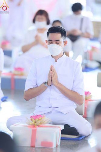 ภาพ No.102385:พิธีถวายอุปกรณ์ทำความสะอาด ณ บ้านแก้วเรือนทองคุณยายอาจารย์ฯ วัดพระธรรมกาย วันเสาร์ที่ 16 ธันวาคม พ.ศ. 2566