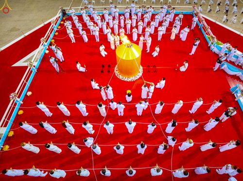 ภาพ No.242523:วันอาทิตย์ที่ 31 สิงหาคม พ.ศ. 2568 งานบุญวันอาทิตย์ พิธีจุดเทียนใจ ไฟนิรันด์ อนันตชัย ณ วัดพระธรรมกาย จ.ปทุมธานี