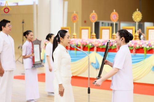 ภาพ No.232504:วันอาทิตย์ที่ 6 กรกฏาคม พ.ศ. 2568 พิธีมุทิตาสักการะพระครูสัญญาบัตร ปีพุทธศักราช 2568 ณ ห้องแก้วสารพัดนึก2 สภาธรรมกายสากล วัดพระธรรมกาย