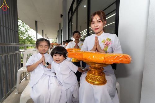 ภาพ No.162899:โครงการกฐินสามัคคีทั่วไทย 30,000 วัด บูชาธรรม 80 ปี หลวงพ่อธัมมชโย โดย คณะศิษยานุศิษย์วัดพระธรรมกาย ณ ศูนย์ปฎิบัติธรรมจันทบุรี วันที่ 18 ตุลาคม พ.ศ. 2567