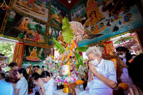 ภาพ No.92935:พิธีทอดกฐินสามัคคีทั่วไทย 5,000 วัด โดยคณะศิษยานุศิษย์วัดพระธรรมกาย  น้อมบูชาธรรม 79 ปี หลวงพ่อธัมมชโย  ณ วัดเตาปูน จ.ชลบุรี วันที่ 8 พฤศจิกายน พ.ศ. 2566