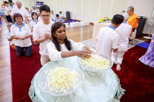 ภาพ No.245005:วันที่ 30-31 สิงหาคม พ.ศ. 2568 พิธีฉลองสมโภช พระบรมสารีริกธาตุ ณ วัดพระธรรมกายกัวลาลัมเปอร์ ประเทศมาเลเซีย เพื่ออัญเชิญไปประดิษฐาน ณ วัดพุทธมหาวิหาร ประเทศศรีลังกา