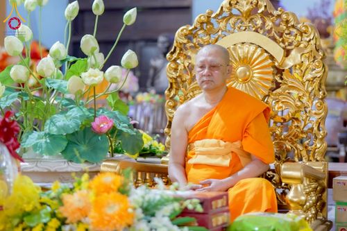 ภาพ No.274103:วันที่ 23 พฤศจิกายน พ.ศ. 2568 ประธานมูลนิธิธรรมกาย ถวายปัจจัยสมทบกฐินแด่ วัดเทียนเวียนเฟื้อกเซิน ศูนย์วิปัสสนาที่มีชื่อเสียง มากกว่า 50 ปีในเวียดนาม