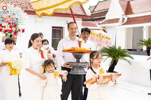 ภาพ No.162720:โครงการกฐินสามัคคีทั่วไทย 30,000 วัด บูชาธรรม 80 ปี หลวงพ่อธัมมชโย โดย คณะศิษยานุศิษย์วัดพระธรรมกาย ณ วัดโบสถ์บน จ.นนทบุรี วันที่ 19 ตุลาคม พ.ศ. 2567