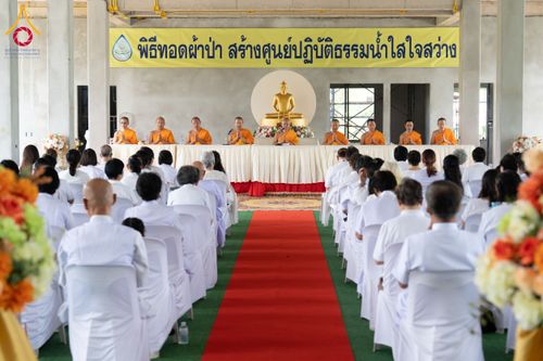 ภาพ No.157207:พิธีทอดผ้าป่าติดตั้งอิฐมวลเบาและฝ้าเพดาน ณ ศูนย์ปฏิบัติธรรมน้ำใสใจสว่าง บางกอกน้อย กรุงเทพมหานคร วันเสาร์ที่ 14 กันยายน พ.ศ. 2567