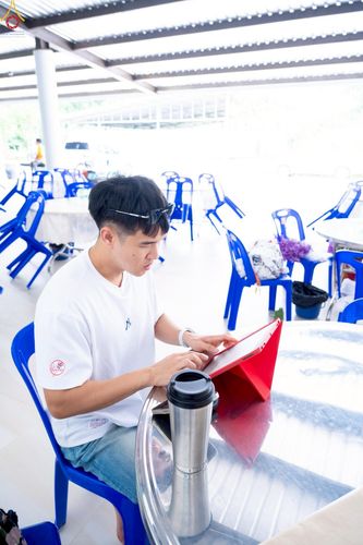 ภาพ No.245161:วันเสาร์ที่ 13 กันยายน พ.ศ. 2568 พิธีถวายสังฆทานแด่คณะสงฆ์ 323 วัด ปีที่ 21 ครั้งที่ 181 พิธีมอบกองทุนหนุนแรงใจช่วยครูใต้ ปีที่ 18 ครั้งทึ่ 144 และพิธีทำบุญอุทิศส่วนกุศลให้ผู้วายชนม์ ณ ศูนย์ปฏิบัติธรรมภาคใต้ จ.สงขลา